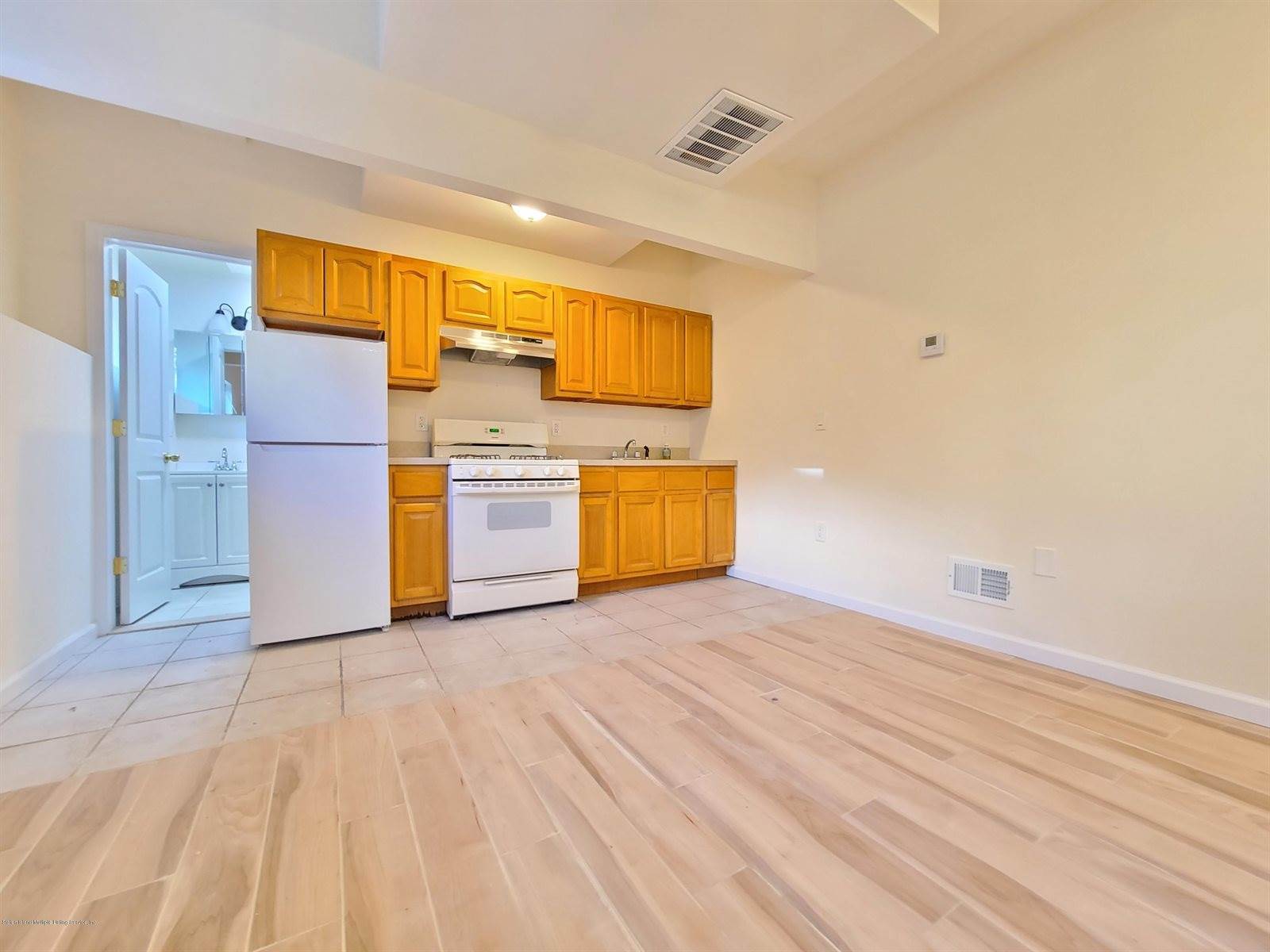 7300 Amboy Road, Staten Island, NY 10307