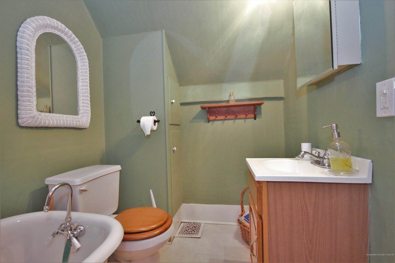 9 Pier Street, Bangor, ME 04401 | Listings | NextHome ...