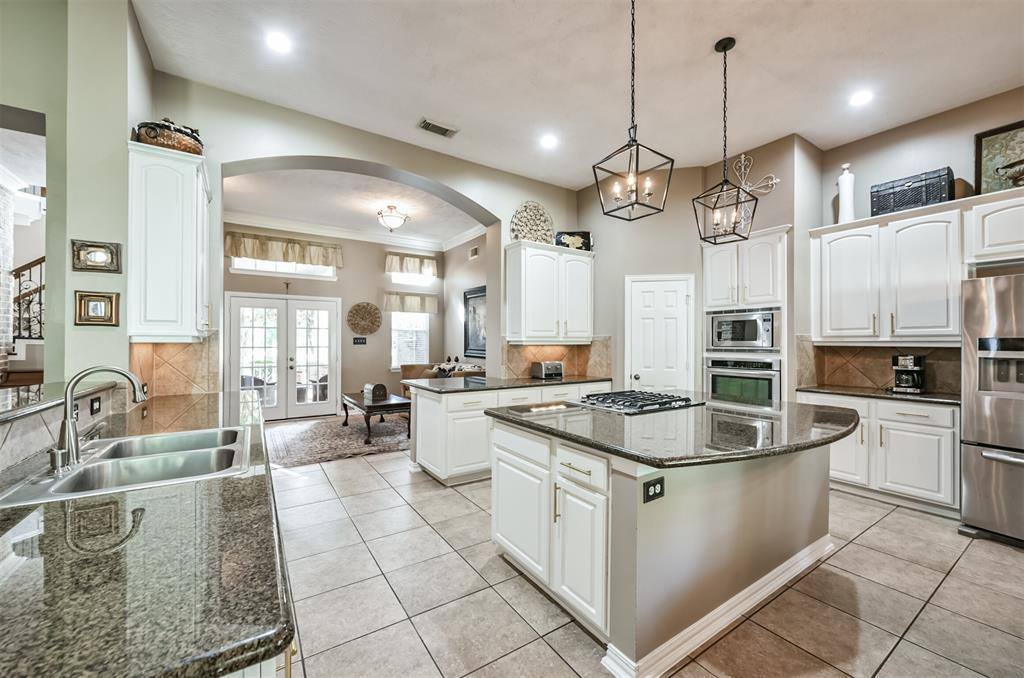 13015 Far Point Manor Court, Cypress, TX 77429