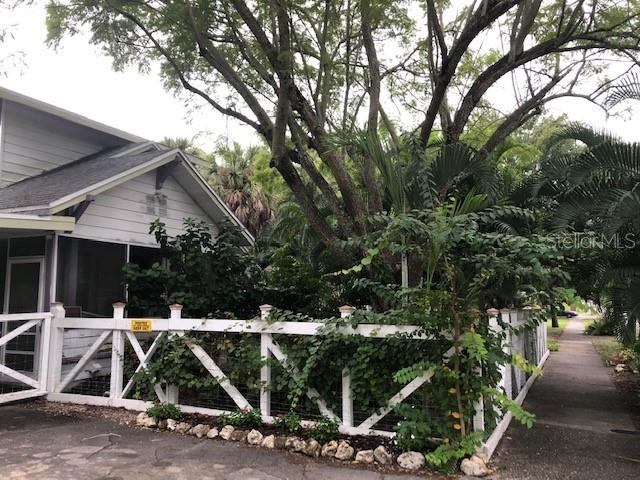 1928 10TH ST, Sarasota, FL 34236