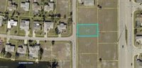 1125 SW Santa Barbara Pl., Cape Coral, FL 33904