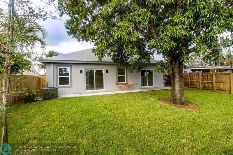 5240 NW 1st Ave, Oakland Park, FL 33309