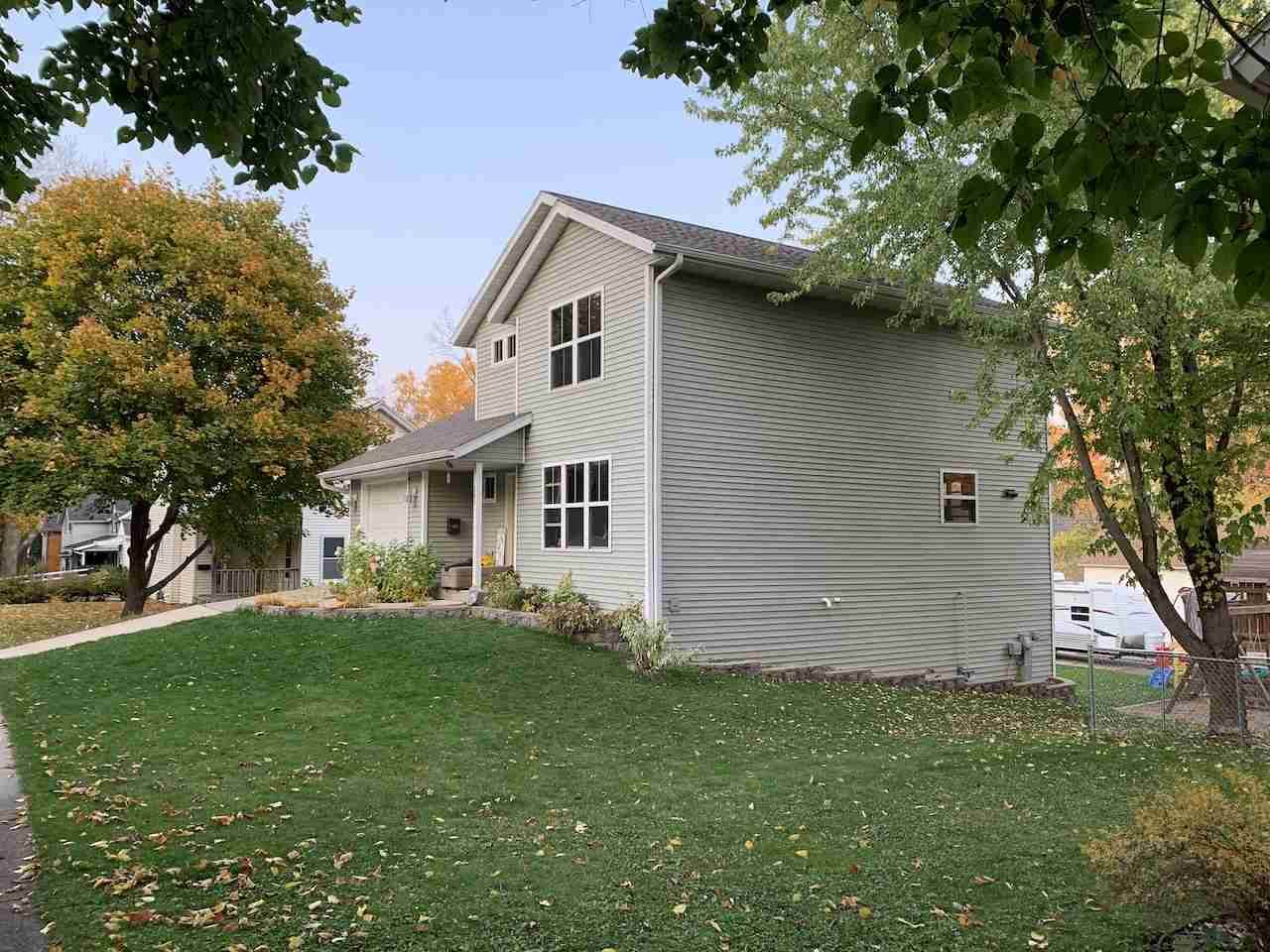 203 S 5th Avenue, Wausau, WI 54401