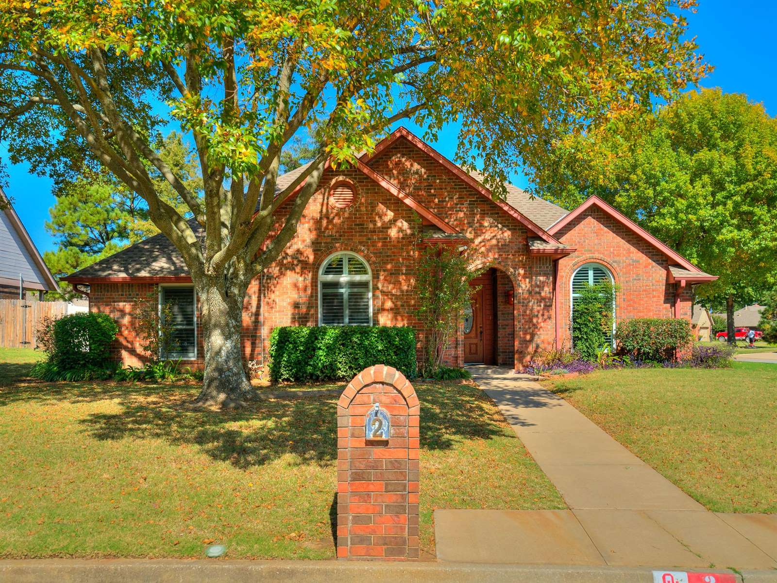 2 Brentwood Pl, Shawnee, OK 74804