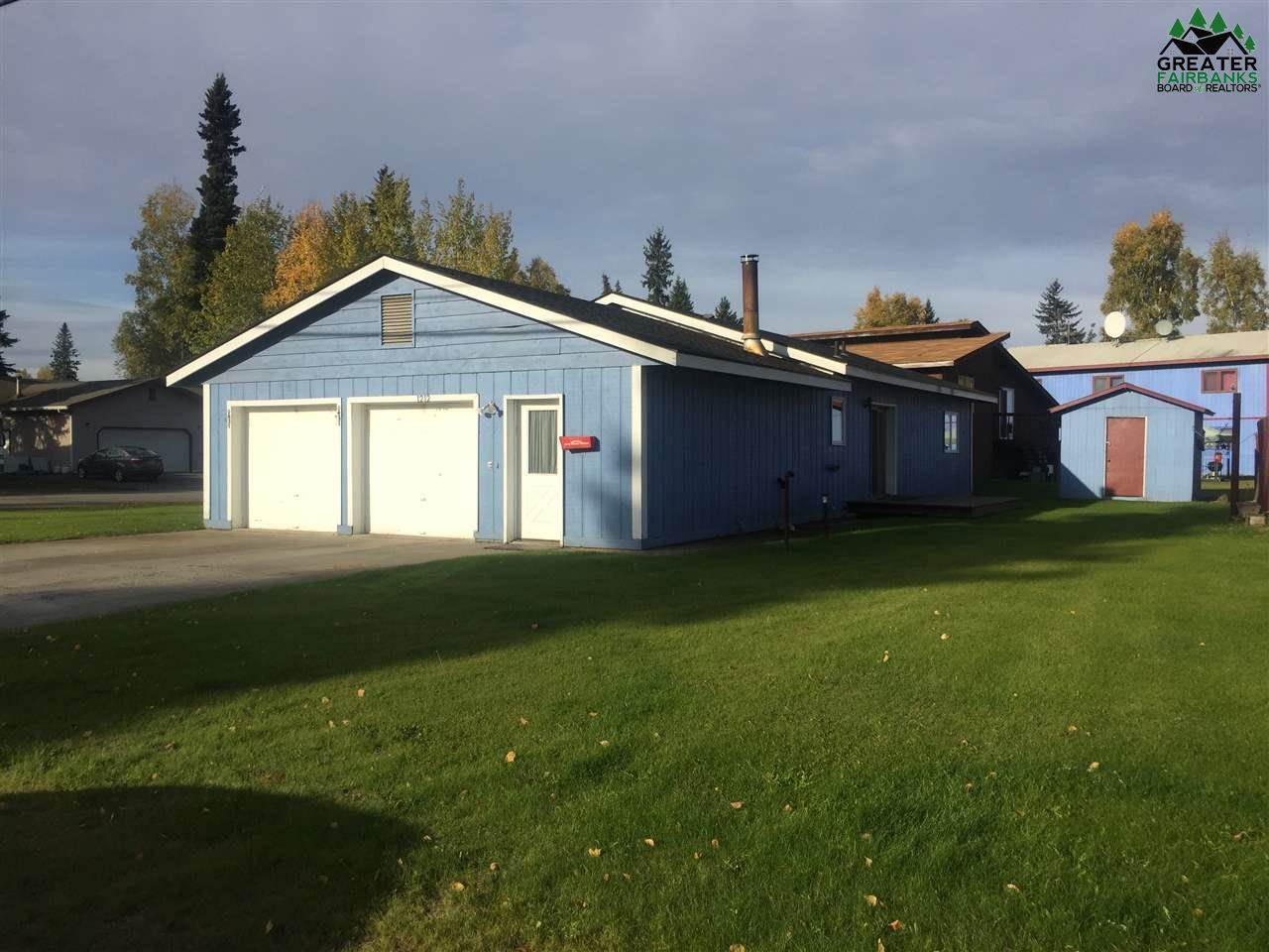 370 Carlton Drive, Fairbanks, AK 99709