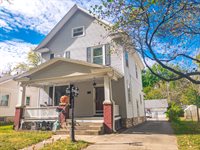 319 SW Courtland Ave, Topeka, KS 66606