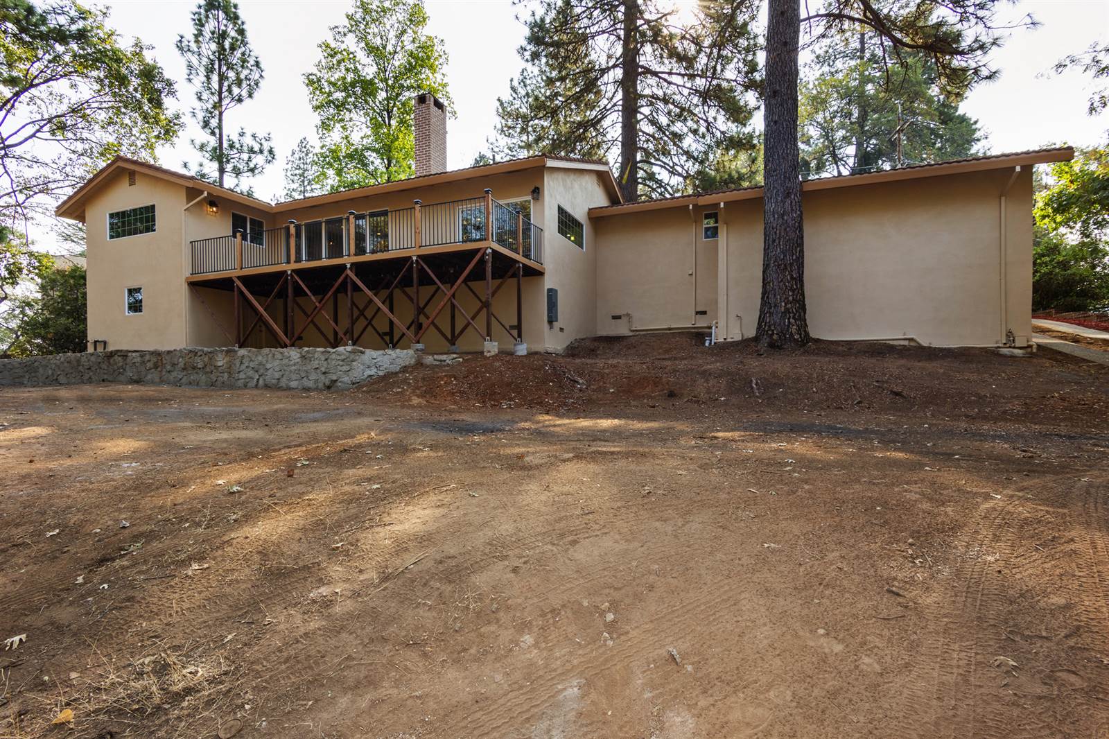 1809 Country Club Dr, Placerville, CA 95667