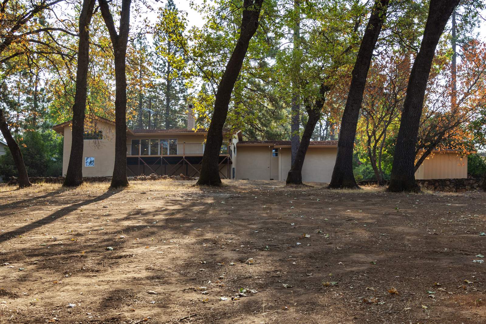 1809 Country Club Dr, Placerville, CA 95667
