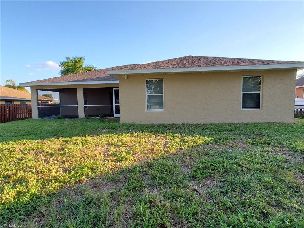 633 NW 15th Street, Cape Coral, FL 33993