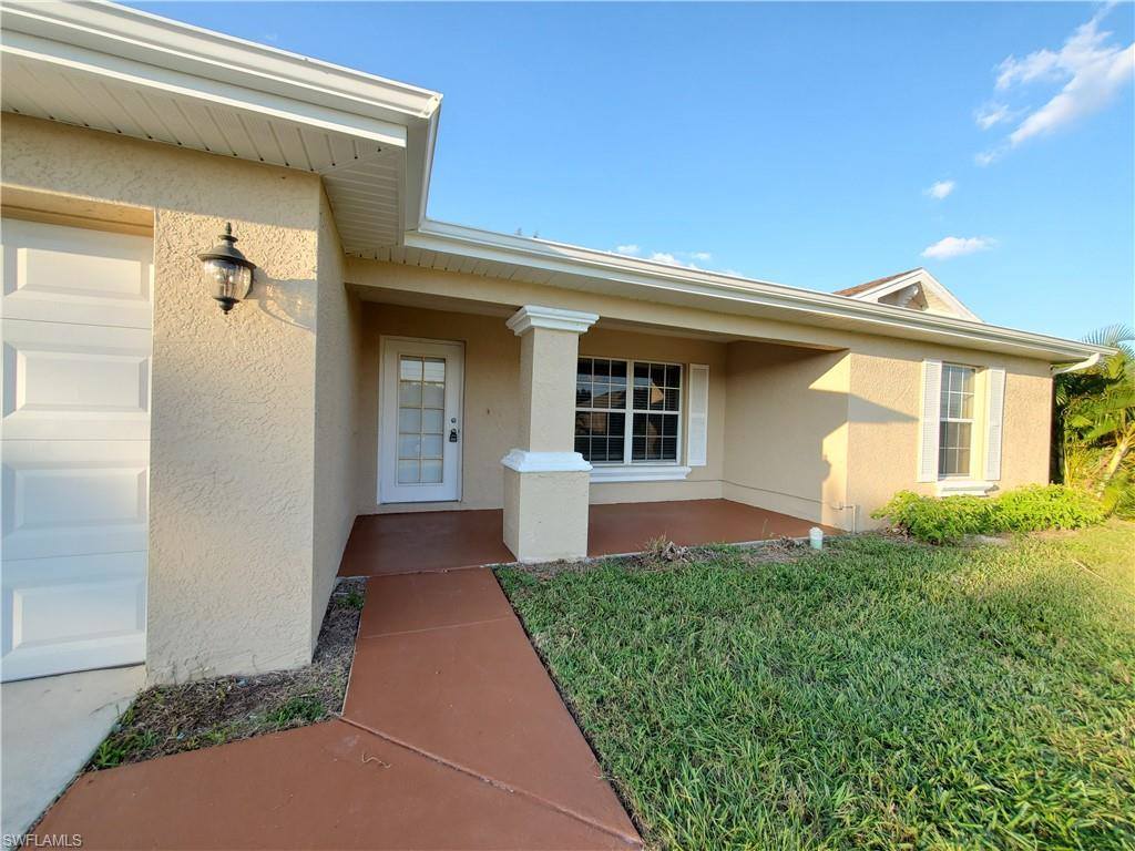 633 NW 15th Street, Cape Coral, FL 33993