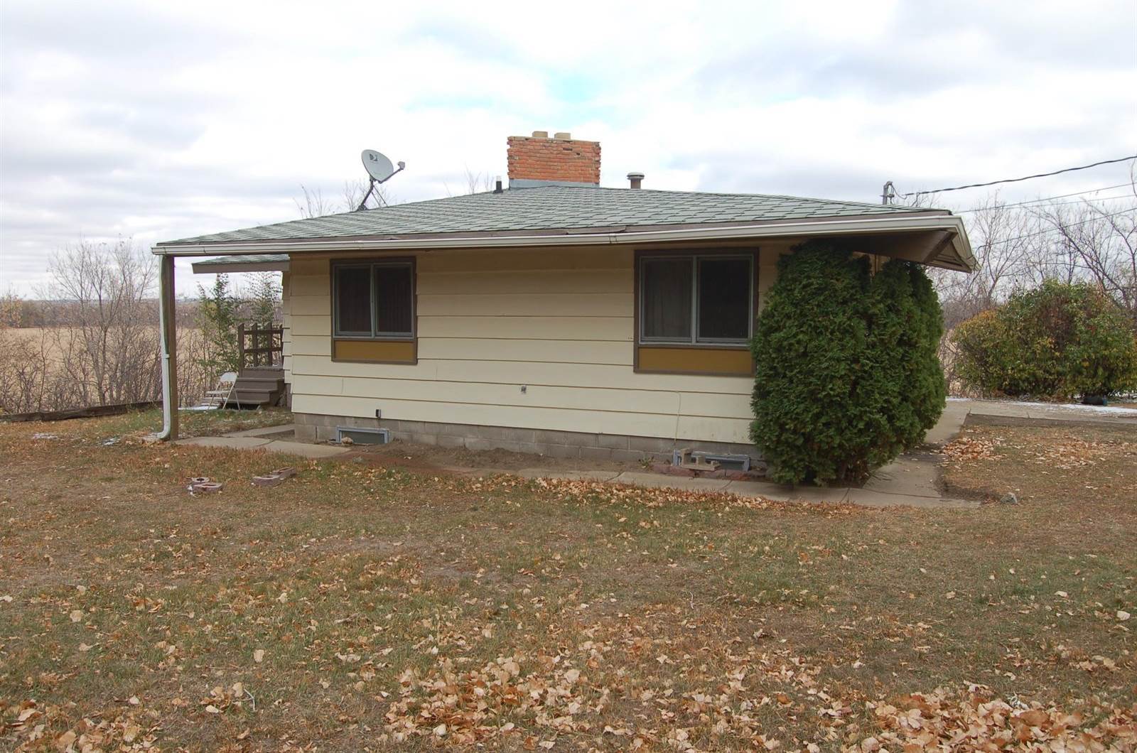 1364 14th Street SE, Mandan, ND 58554