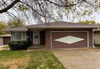 2832 S Cornelia, Sioux City, IA 51106