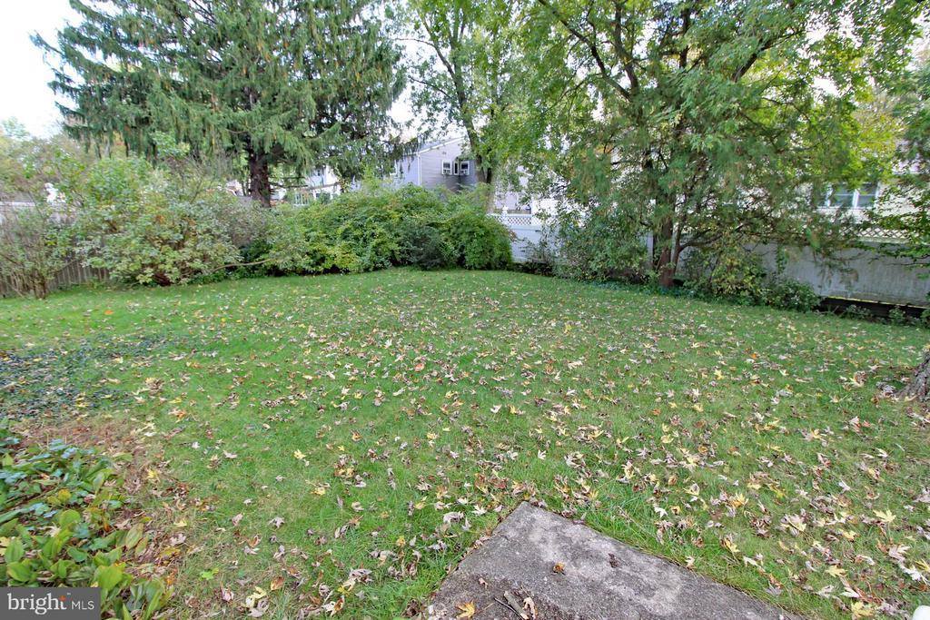 304 Lily Lane, Cherry Hill, NJ 08003