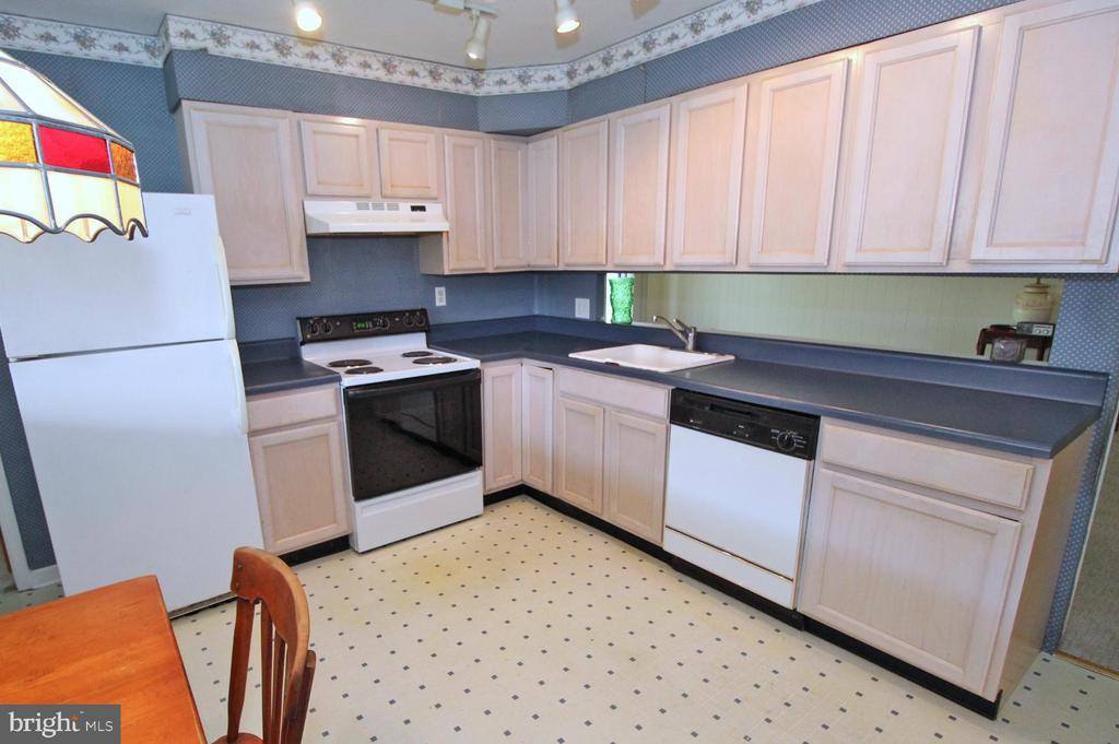 304 Lily Lane, Cherry Hill, NJ 08003