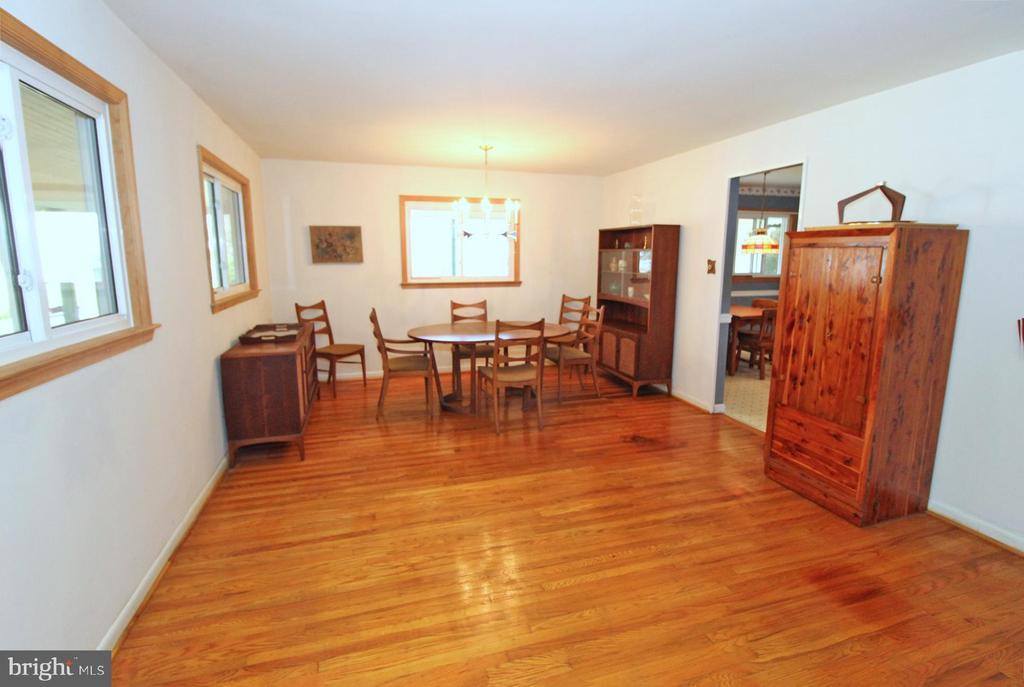 304 Lily Lane, Cherry Hill, NJ 08003