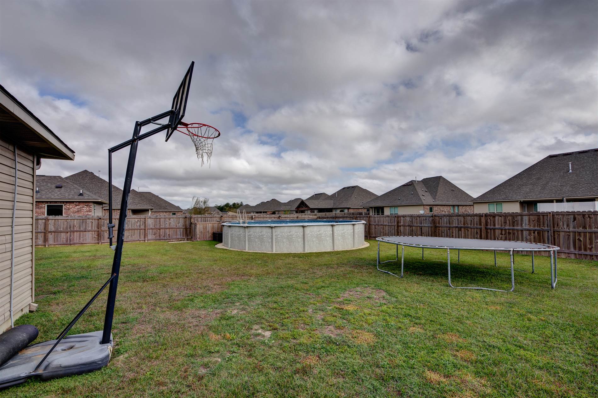 42174 Wood Avenue, Ponchatoula, LA 70454