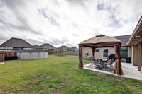 42174 Wood Avenue, Ponchatoula, LA 70454