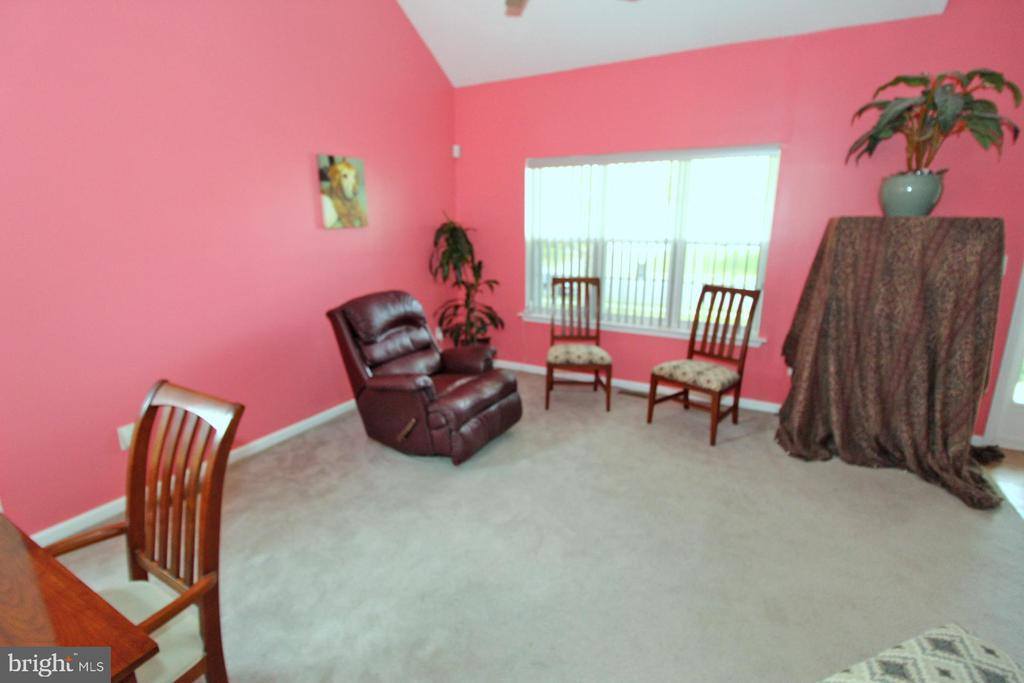 141 Betsy Ross Way, Deptford, NJ 08096