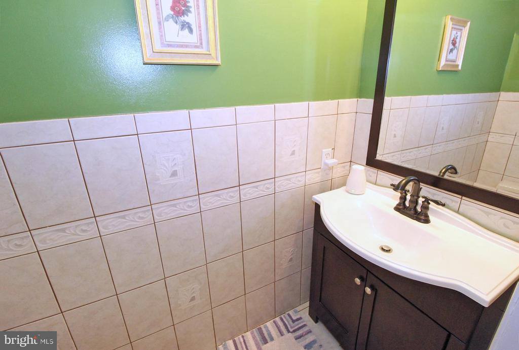 141 Betsy Ross Way, Deptford, NJ 08096