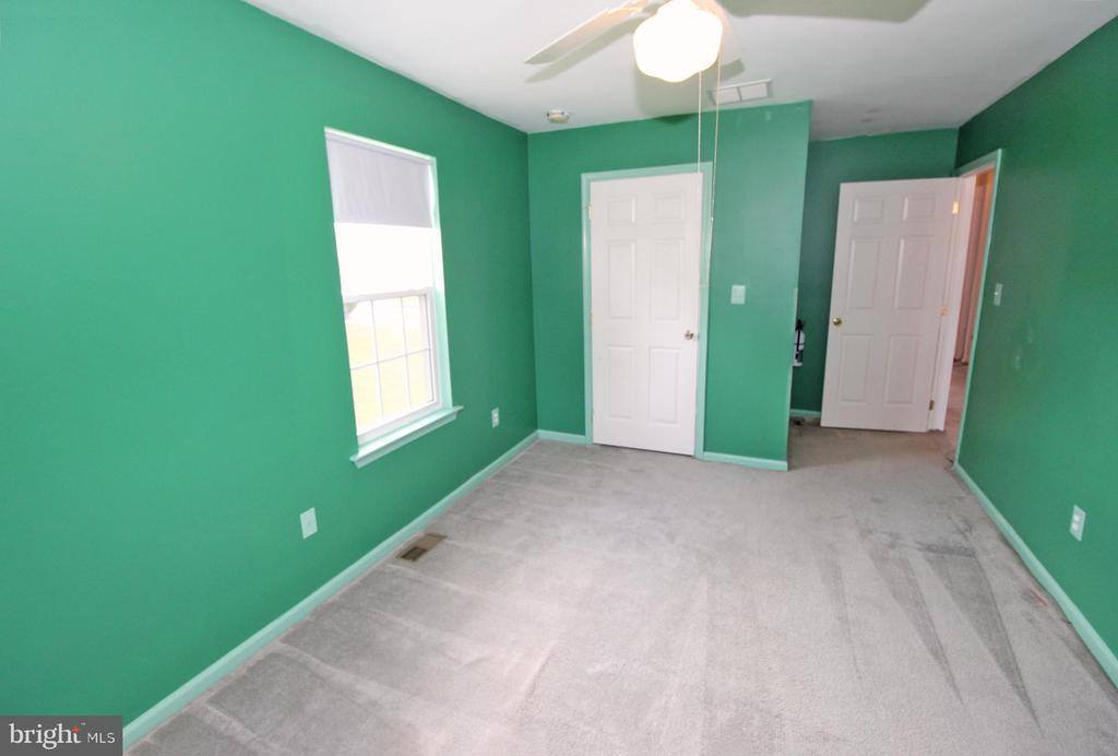 141 Betsy Ross Way, Deptford, NJ 08096