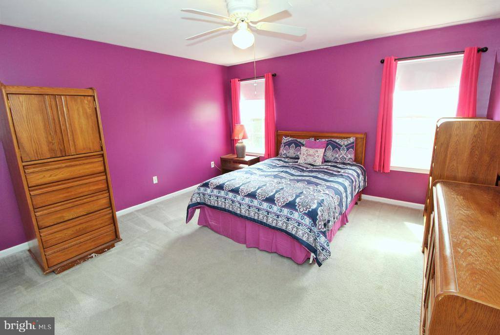 141 Betsy Ross Way, Deptford, NJ 08096