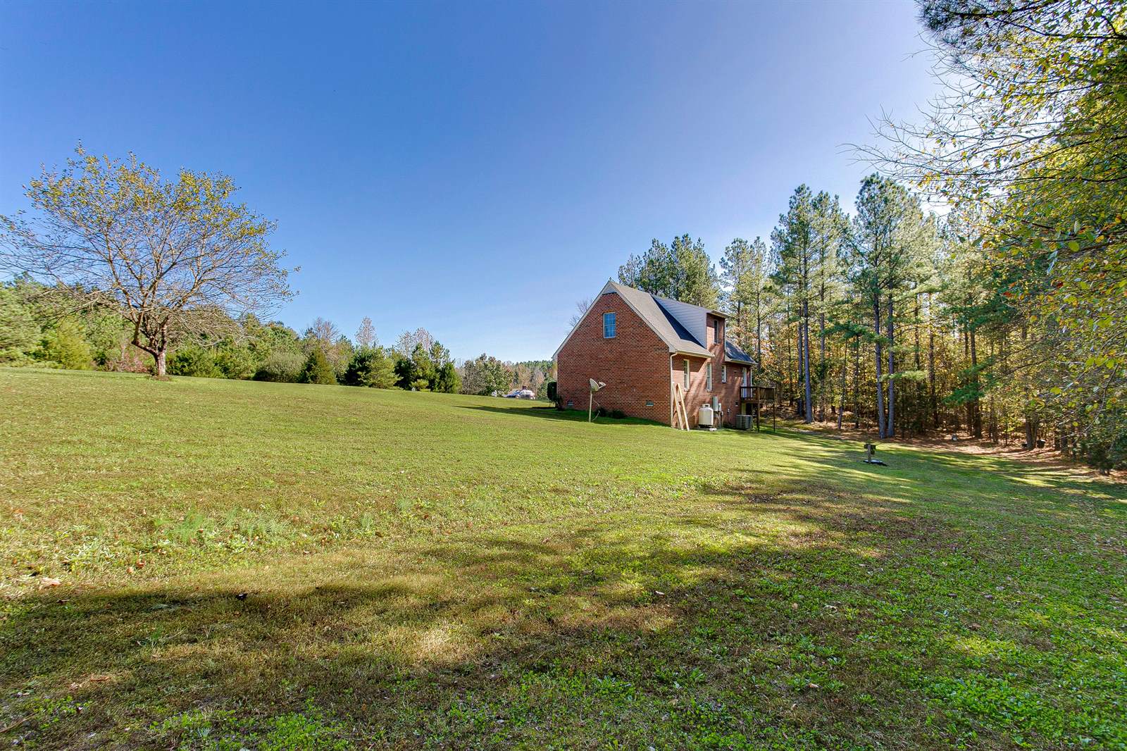 2947 Pineview Drive, Powhatan, VA 23139