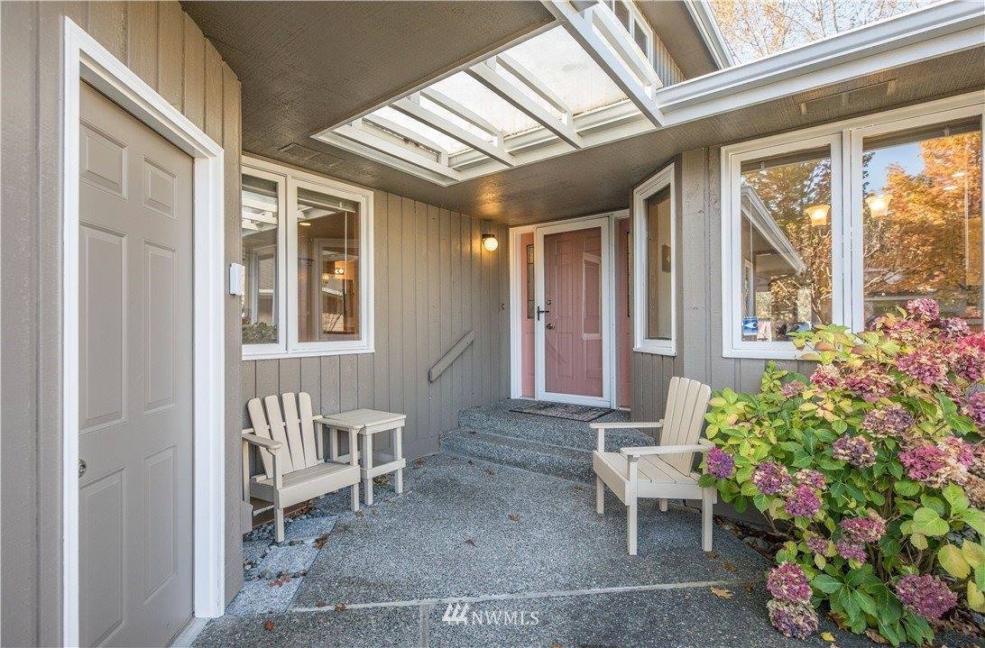 4585 Village Drive, #B, Bellingham, WA 98226