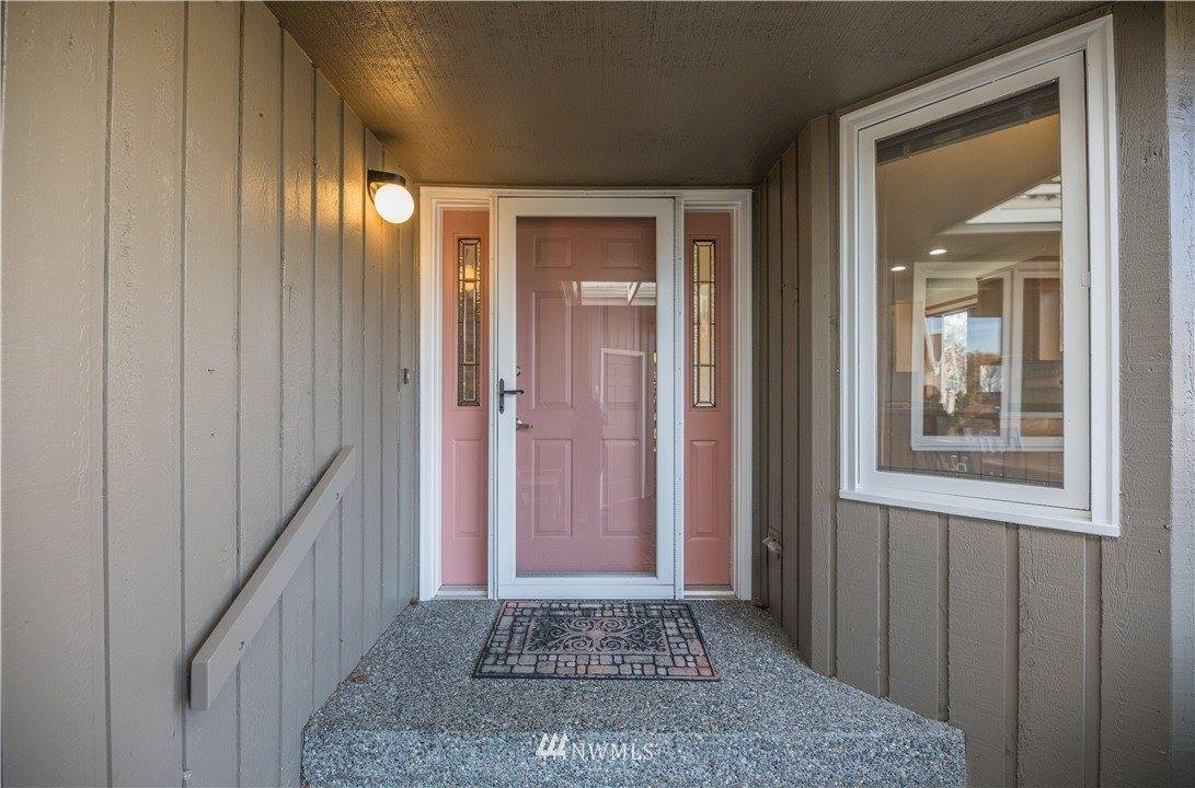 4585 Village Drive, #B, Bellingham, WA 98226