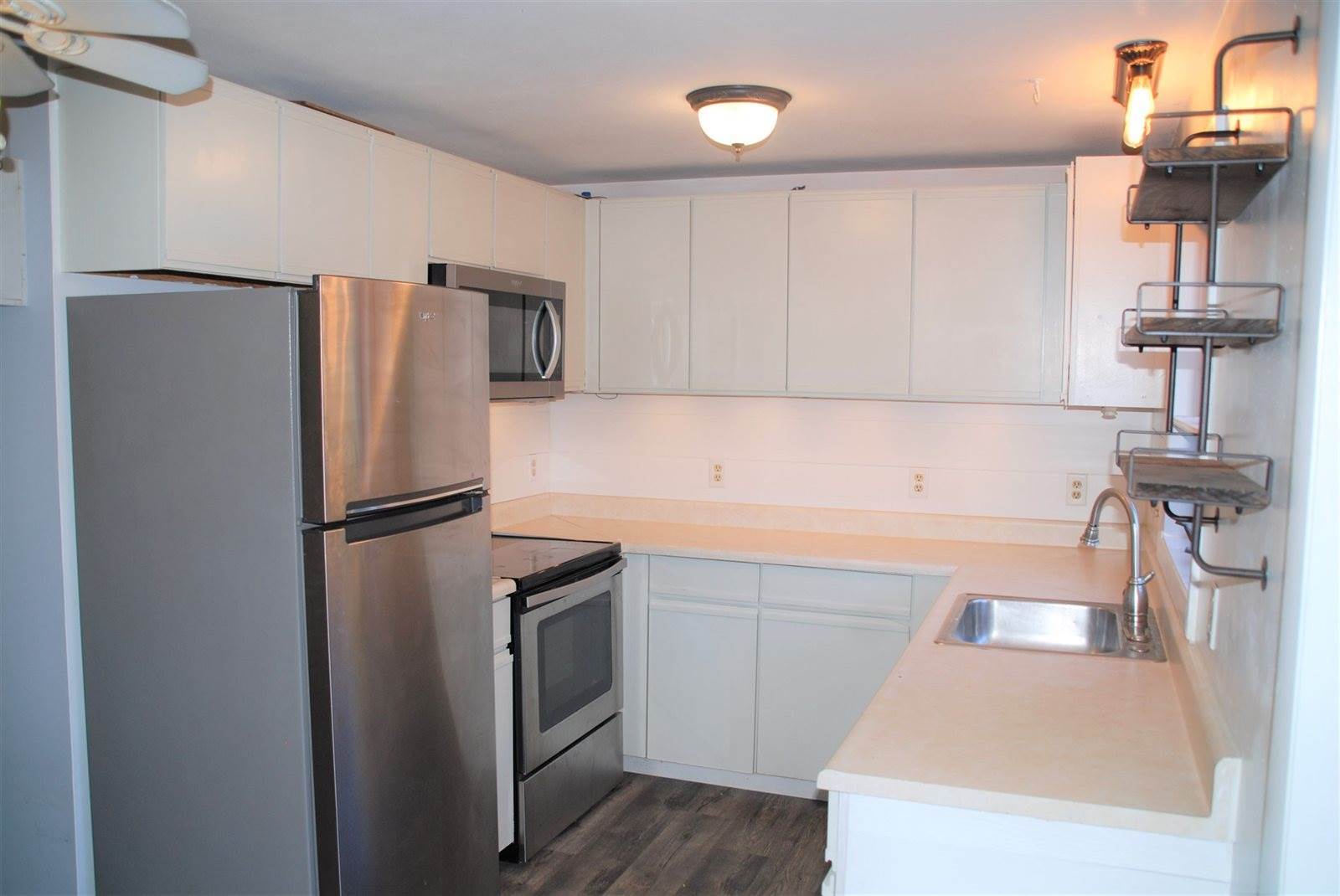 23 Old Stagecoach Road, Epping, NH 03042