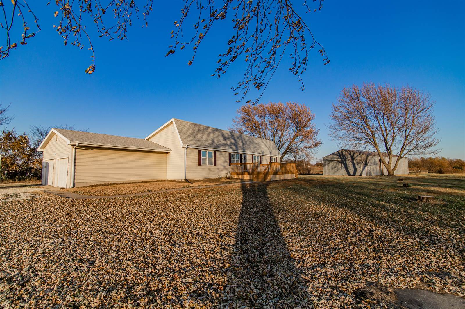 6548 SE Ratner RD, Berryton, KS 66409