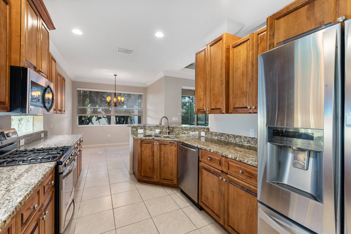 560 Crane Prairie Way, Osprey, FL 34229