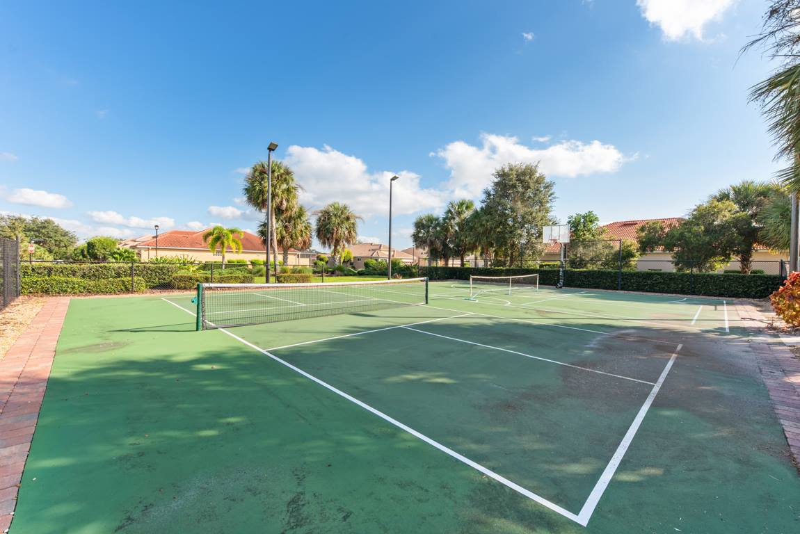 560 Crane Prairie Way, Osprey, FL 34229