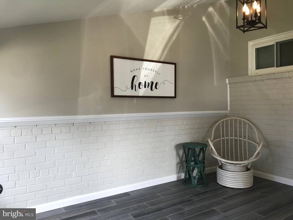 800 Hillsboro Drive, Silver Spring, MD 20902