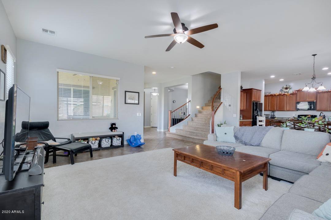 20266 East Russet Road, Queen Creek, AZ 85142