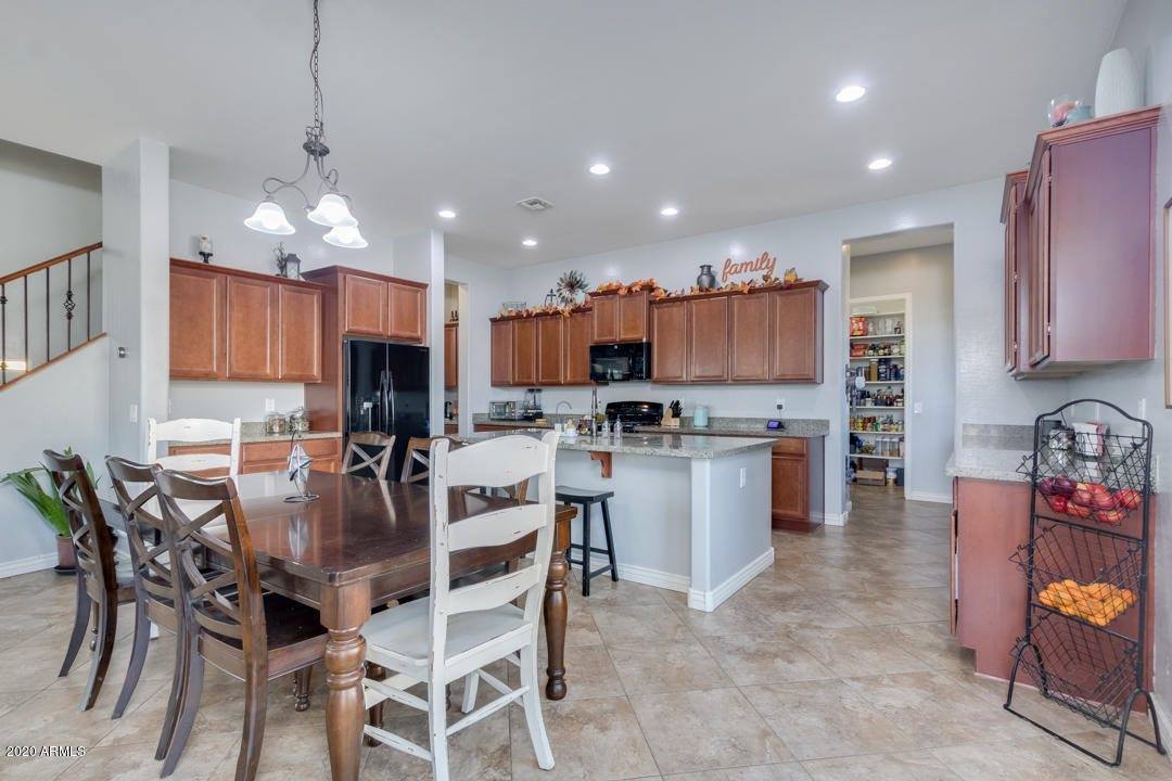 20266 East Russet Road, Queen Creek, AZ 85142