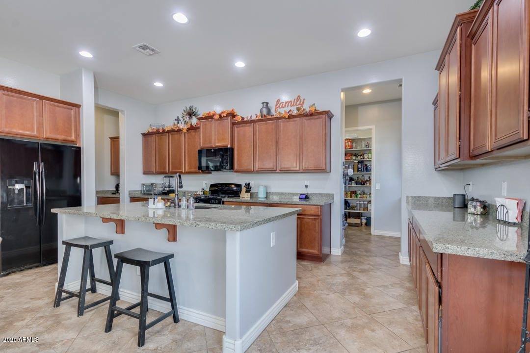 20266 East Russet Road, Queen Creek, AZ 85142