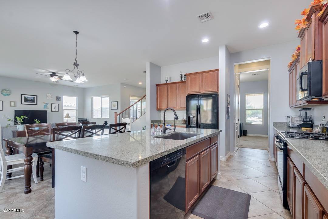 20266 East Russet Road, Queen Creek, AZ 85142