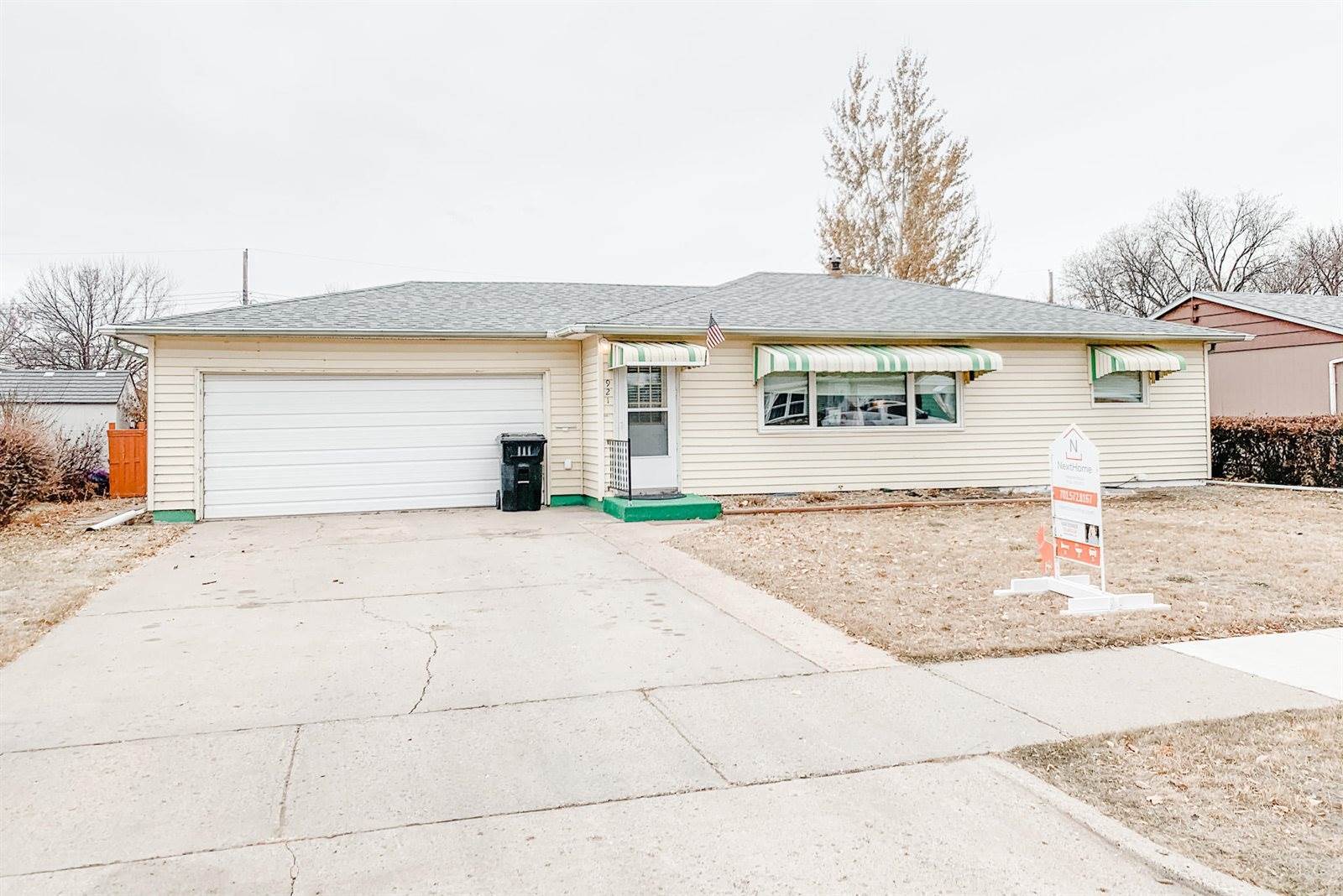 921 16th Ave West, Williston, ND 58801