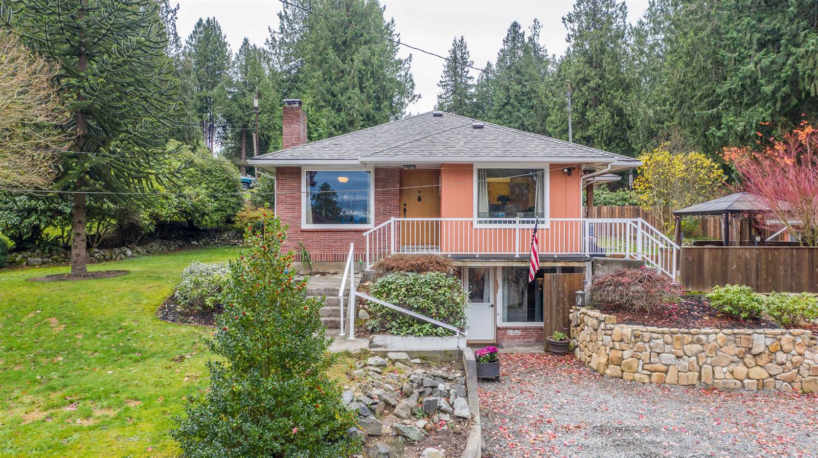 1025 North 15th Street, Mount Vernon, WA 98273