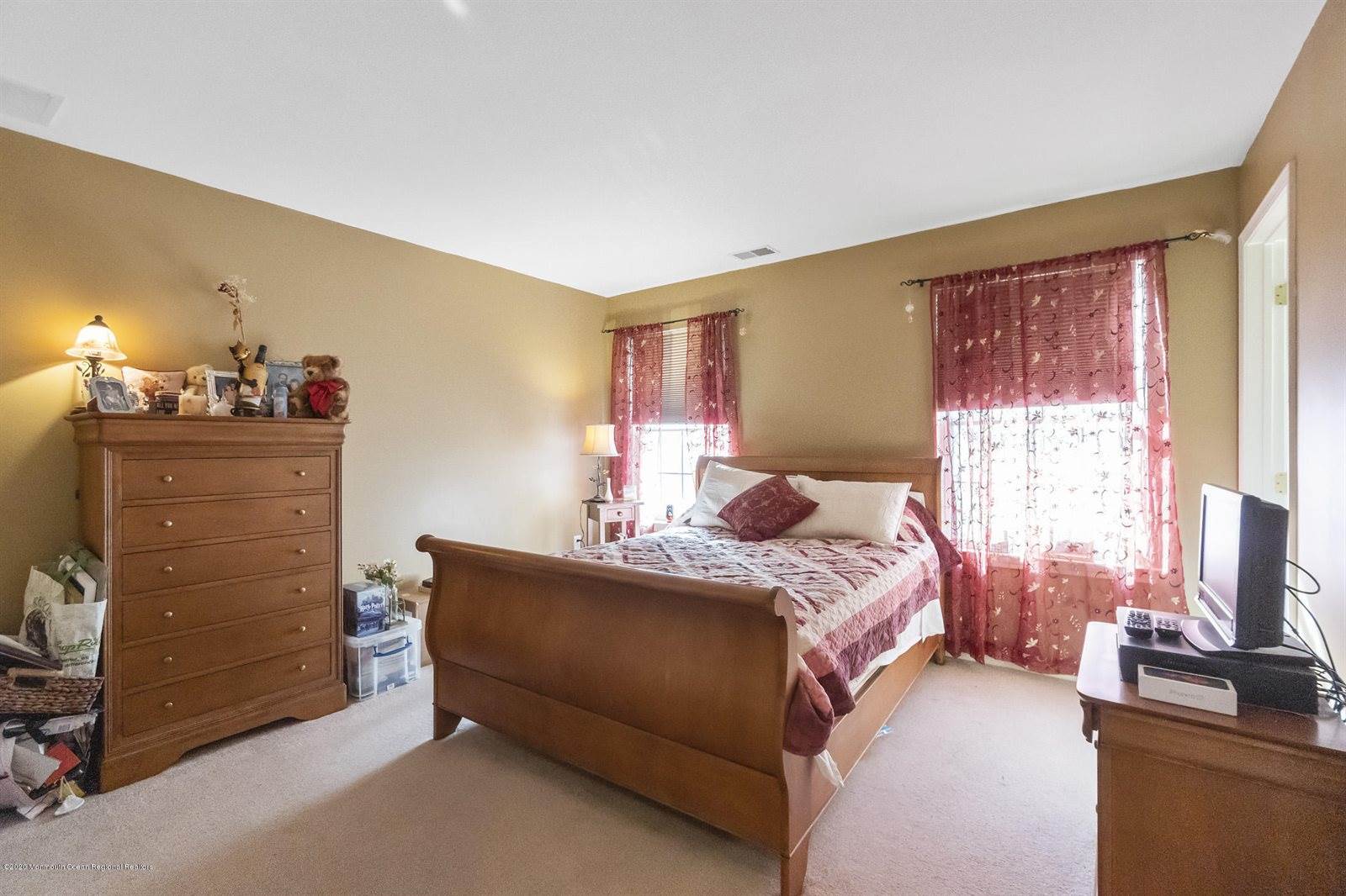 29 Firestone Drive, Howell, NJ 07731