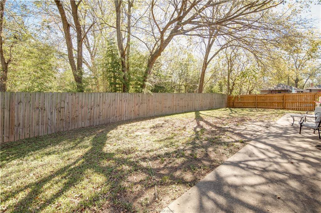 1112 Sul Ross Drive, Bryan, TX 77802