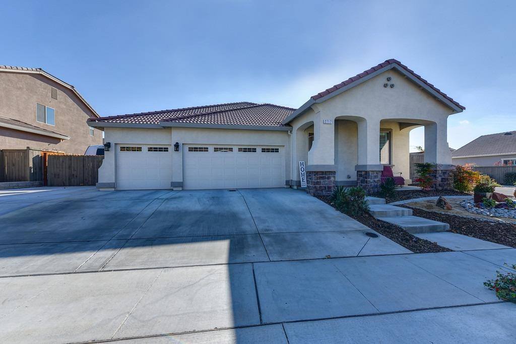 2717 Lincoln Airpark Drive, Lincoln, CA 95648