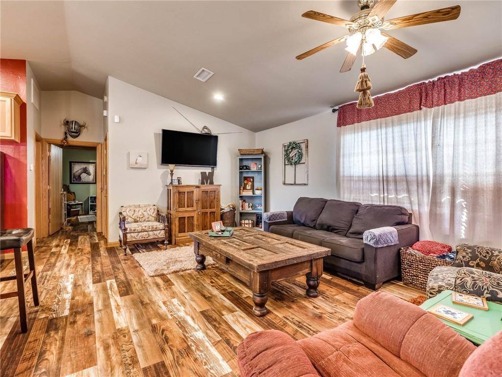 21189 Trailridge None, Tecumseh, OK 74873