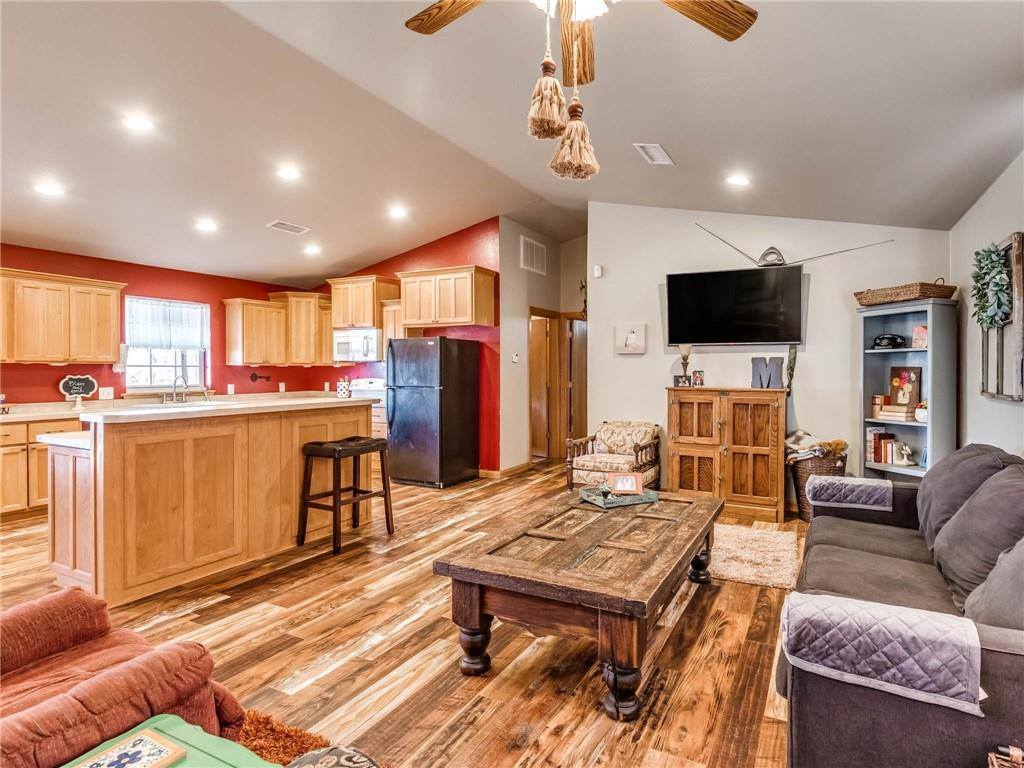 21189 Trailridge None, Tecumseh, OK 74873