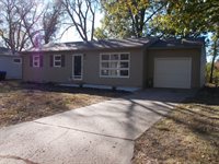 1525 SW Glendale DR, Topeka, KS 66604