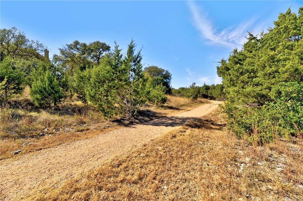 3704 Travis Country Cir, Austin, TX 78735