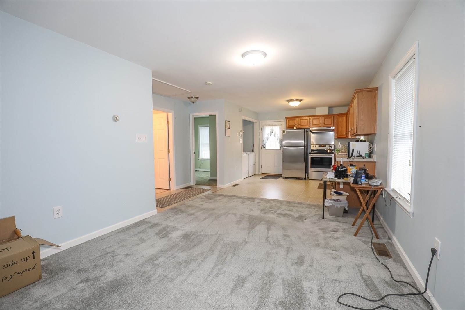 134 Dracut Road, Hudson, NH 03051