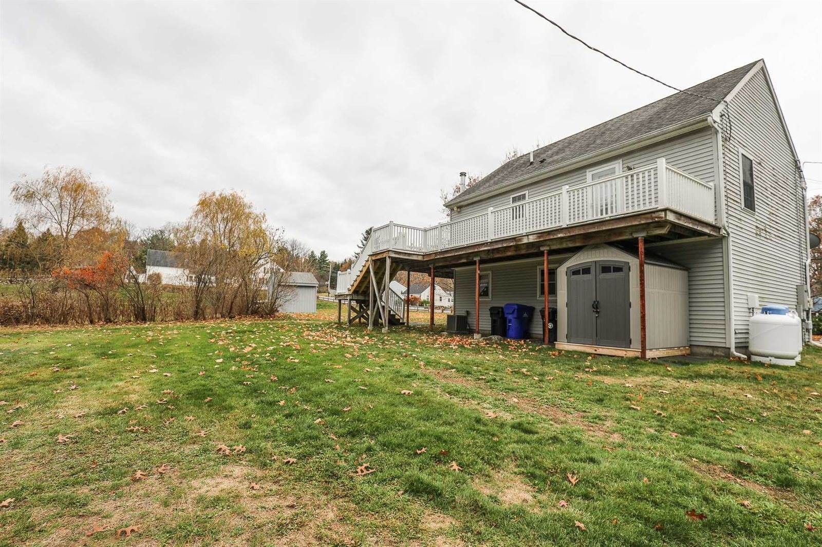 134 Dracut Road, Hudson, NH 03051