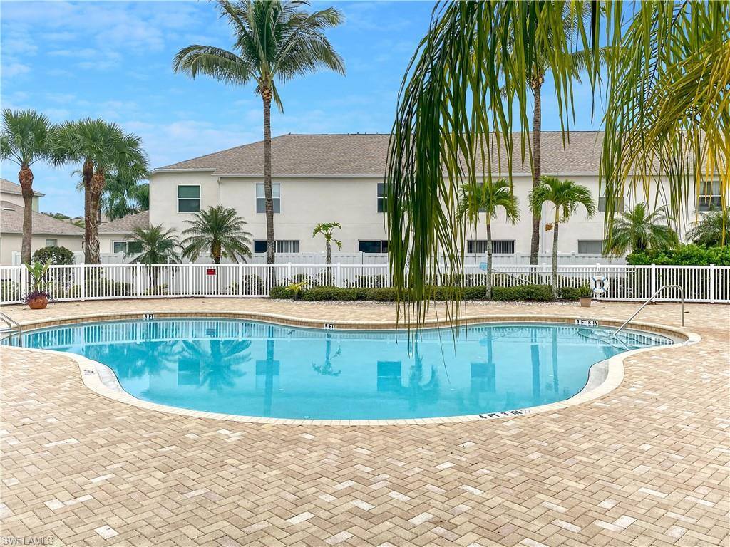 3638 Pine Oak Circle, #105, Fort Myers, FL 33916