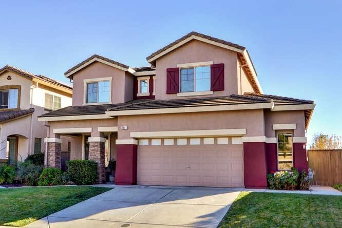 2861 Lincoln Airpark Drive, Lincoln, CA 95648